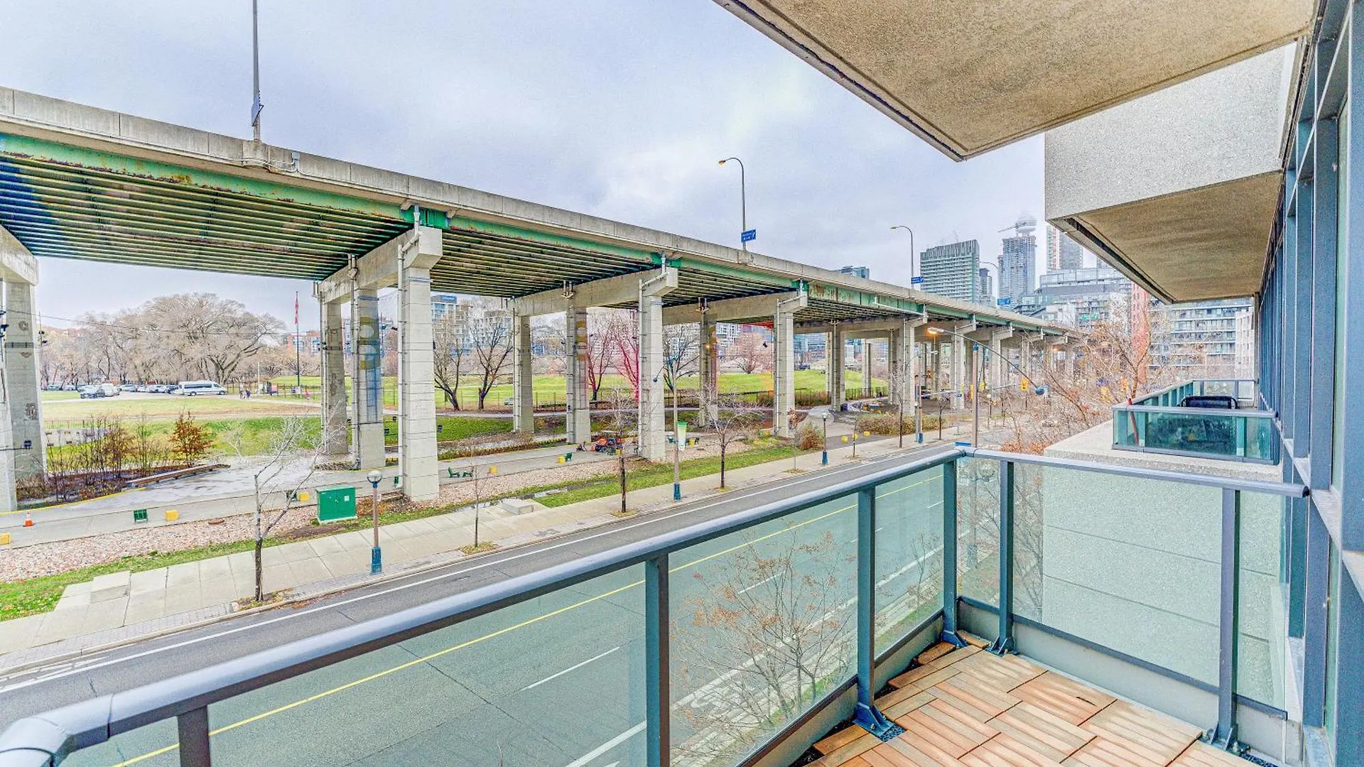 Prime City Pad 2 Bedroom With Cn Tower View Toronto